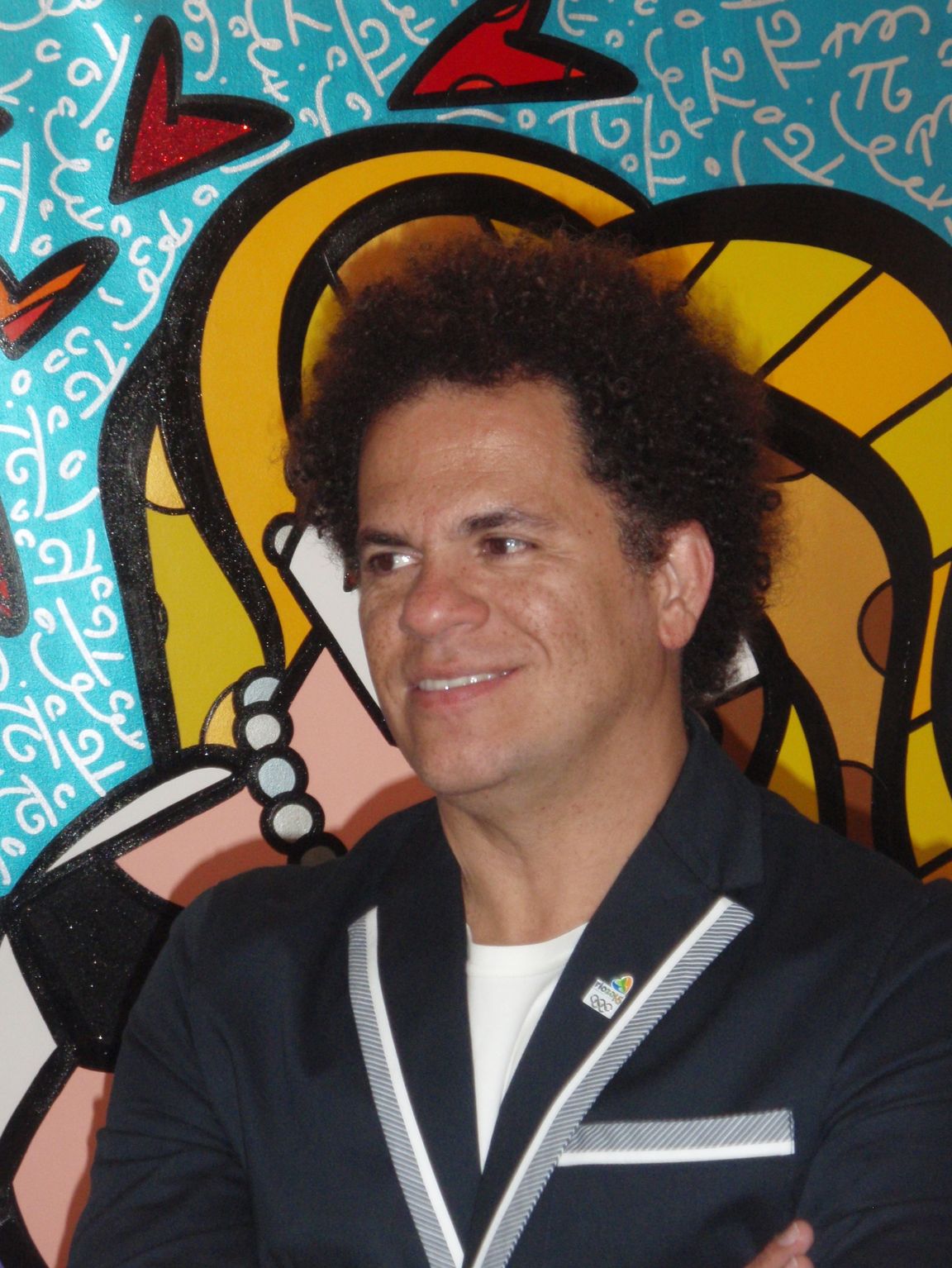 https://upload.wikimedia.org/wikipedia/commons/4/43/Romero_britto.jpg