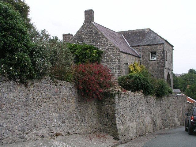 File:The Old Hall, Monkton - geograph.org.uk - 981245.jpg