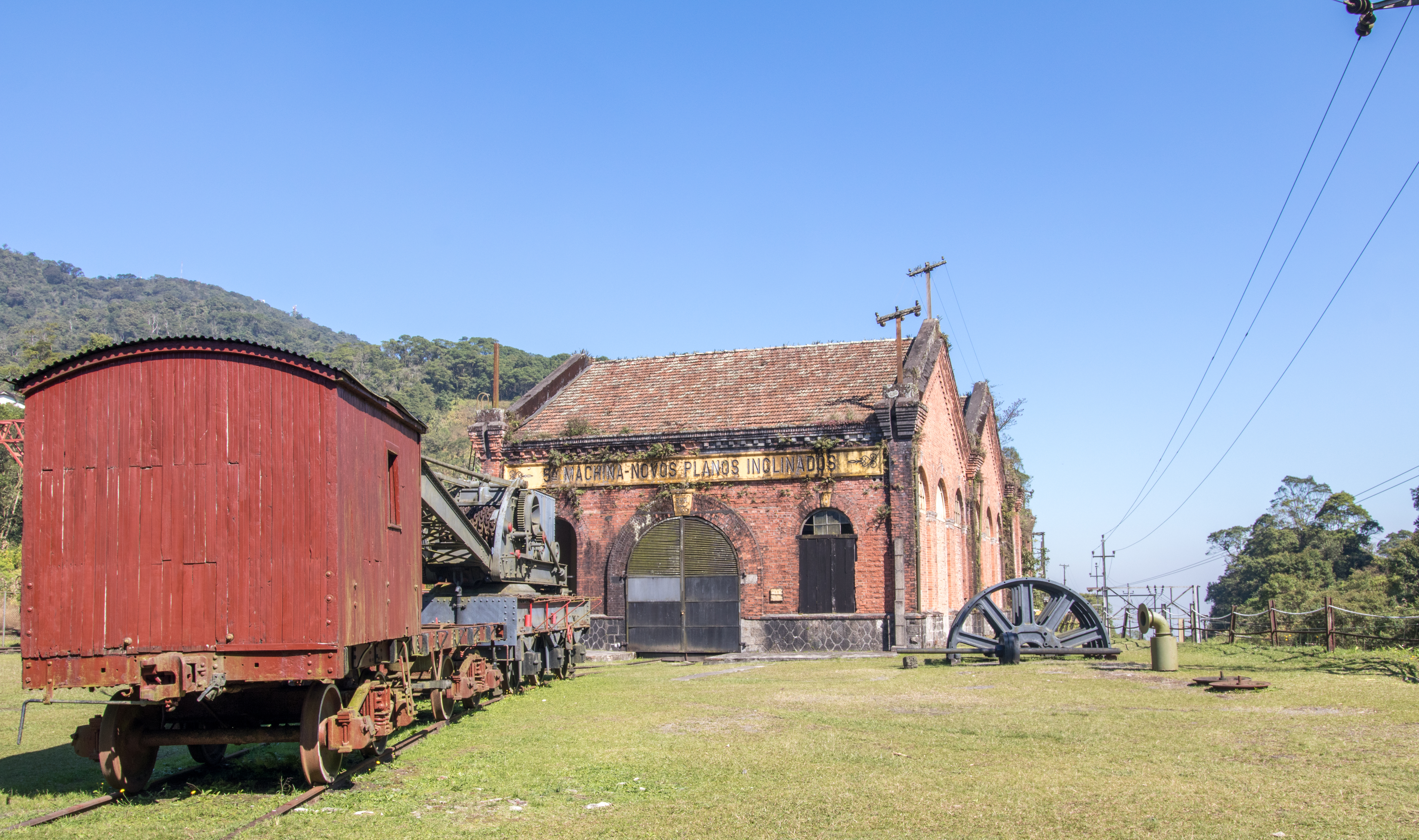 File:Vila Ferroviária de Paranapiacaba por Rodrigo Tetsuo Argenton (18).jpg  - Wikimedia Commons