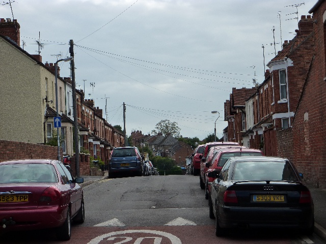 File:Wing Mirror Alley - geograph.org.uk - 1406108.jpg