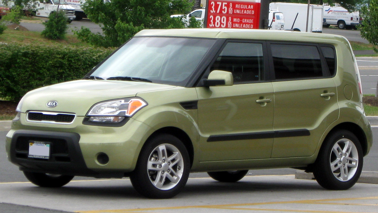 Opiniones para adquisición de un coche seminuevo.... Monovolumen Pequeño ó MPV 2010-2011_Kia_Soul_--_06-23-2011