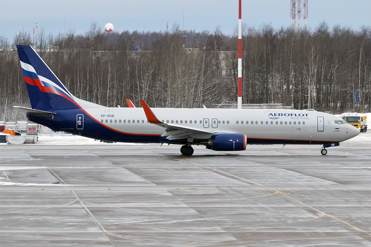 Aeroflot 737. Боинг 737 Аэрофлот. Boeing 737-800 Аэрофлот. Боинг 737 800 Аэрофлот сбоку. Хвост Боинг 737-800 Аэрофлот.