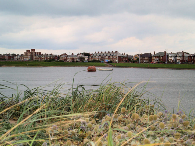 File:An unusual boating lake. - geograph.org.uk - 533147.jpg