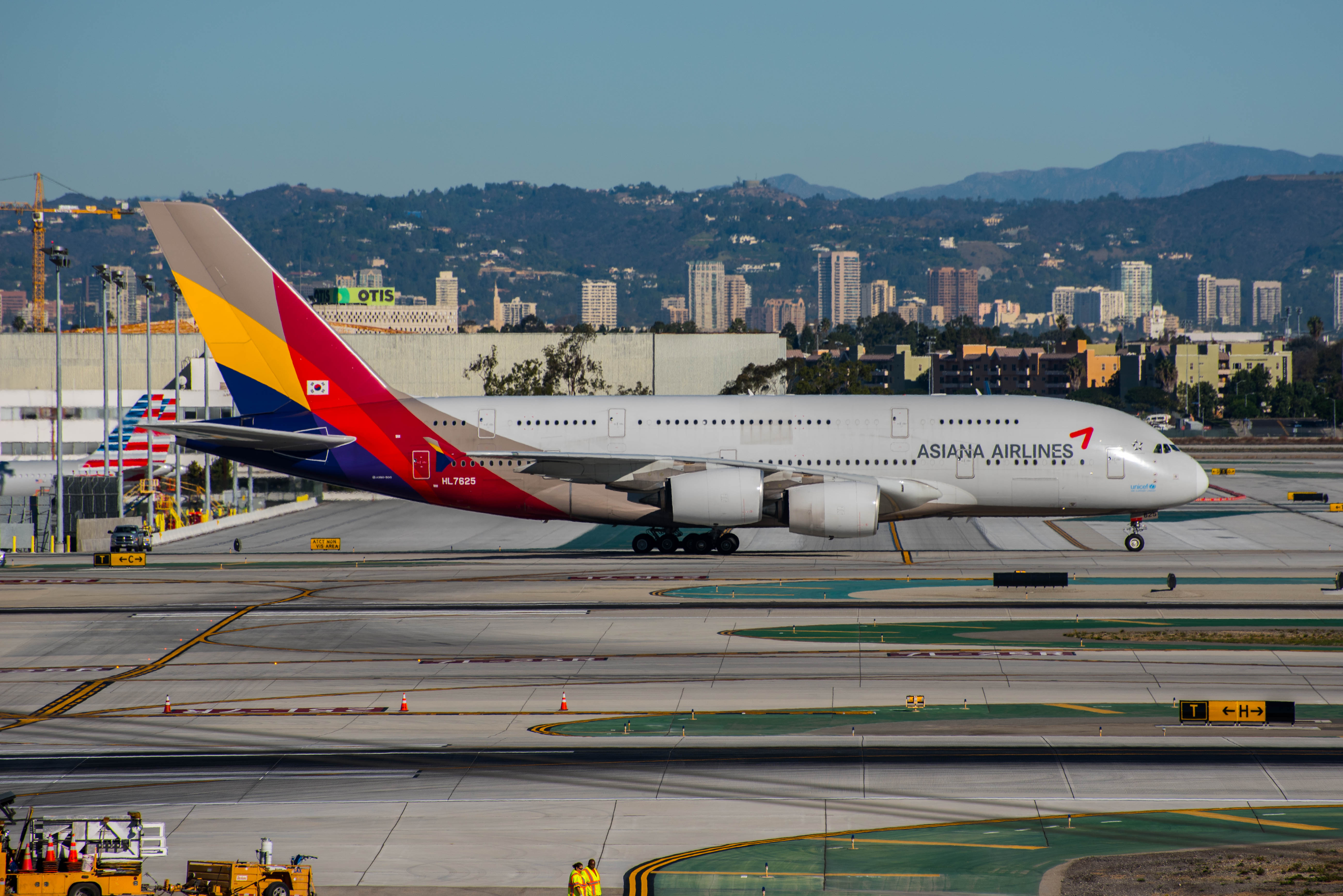 Asiana oz201