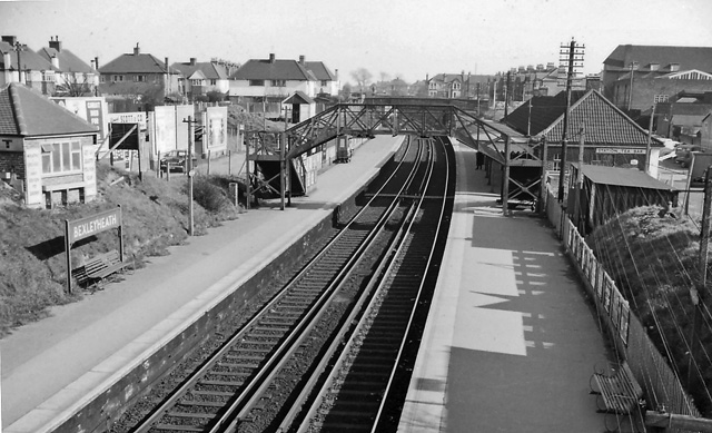 File:Bexleyheath Station 1796450 594bafd0.jpg