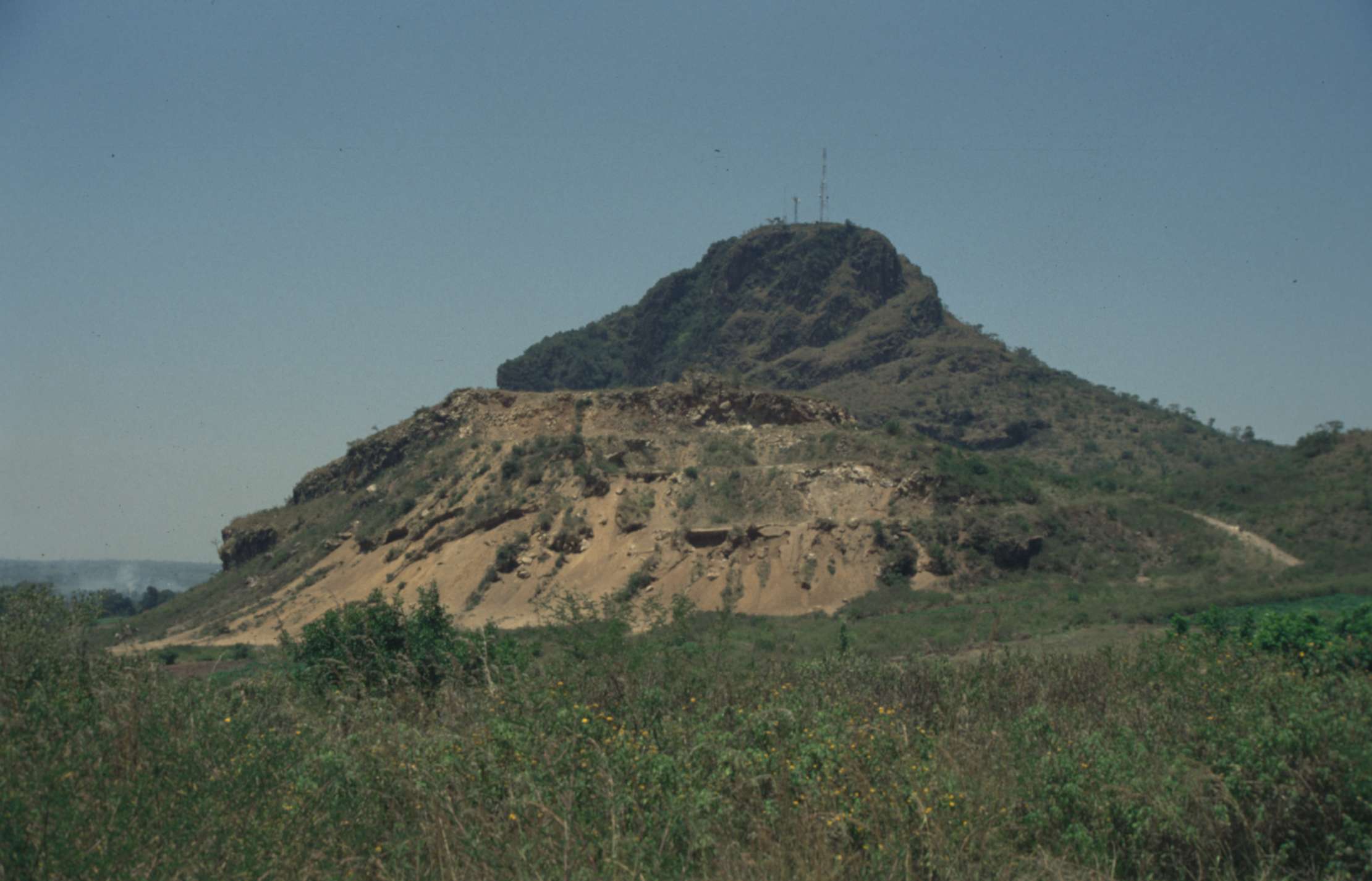 Cave hill. Гора Кейв-Хилл.