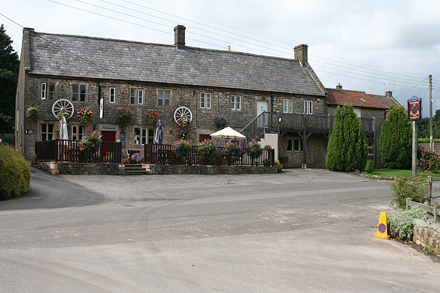Cranmore, Strode Arms - geograph.org.uk - 915359