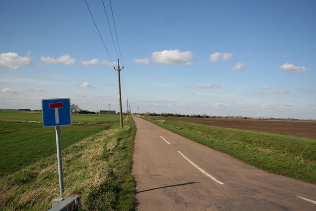 File:Deeping Fen - geograph.org.uk - 364585.jpg