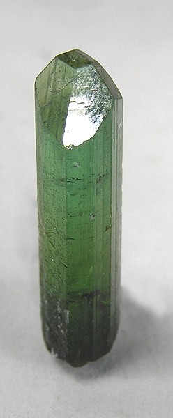 File:Elbaite-117948.jpg