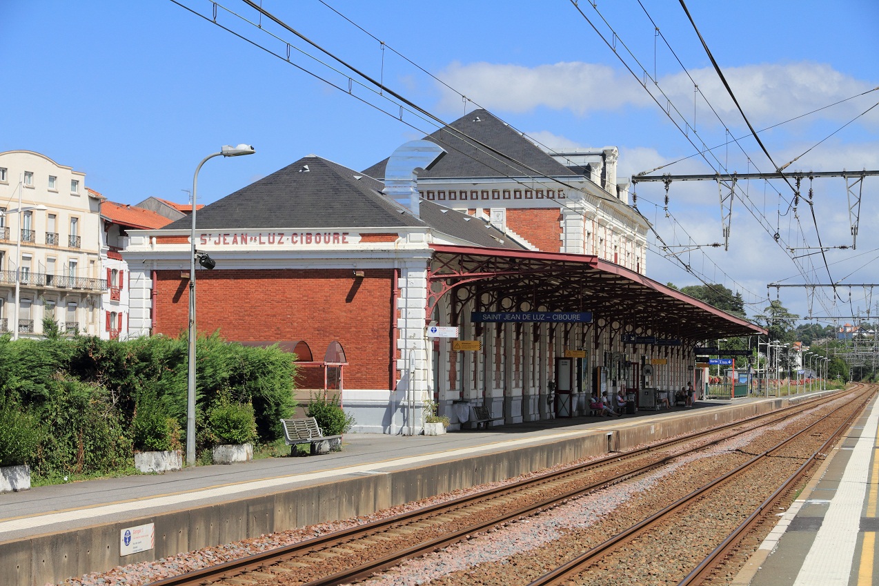 Saint-Jean-de-Luz-Ciboure station - Wikipedia