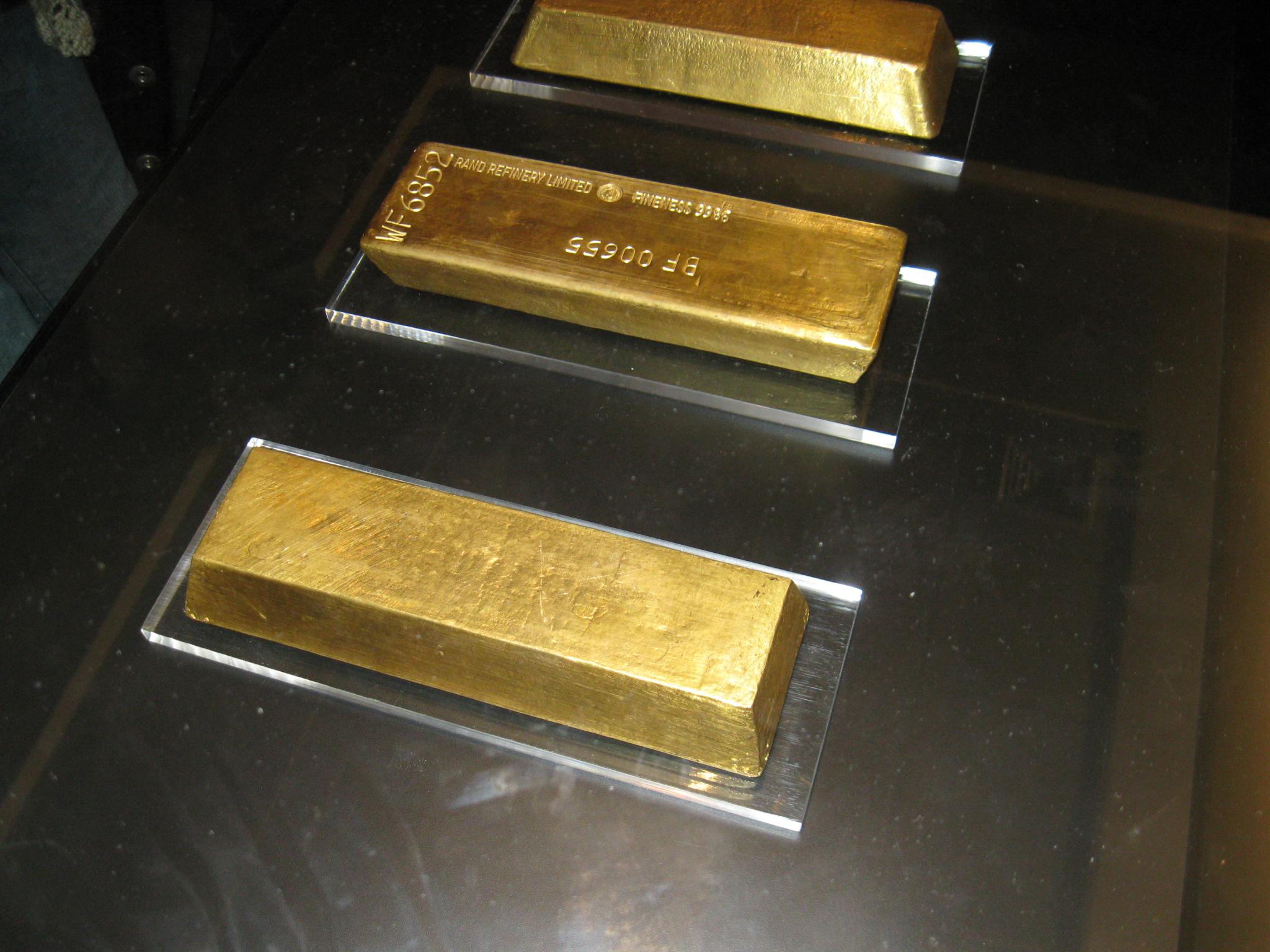 Pure Gold Bar - Picture of Puregold Bar, Opfikon - Tripadvisor