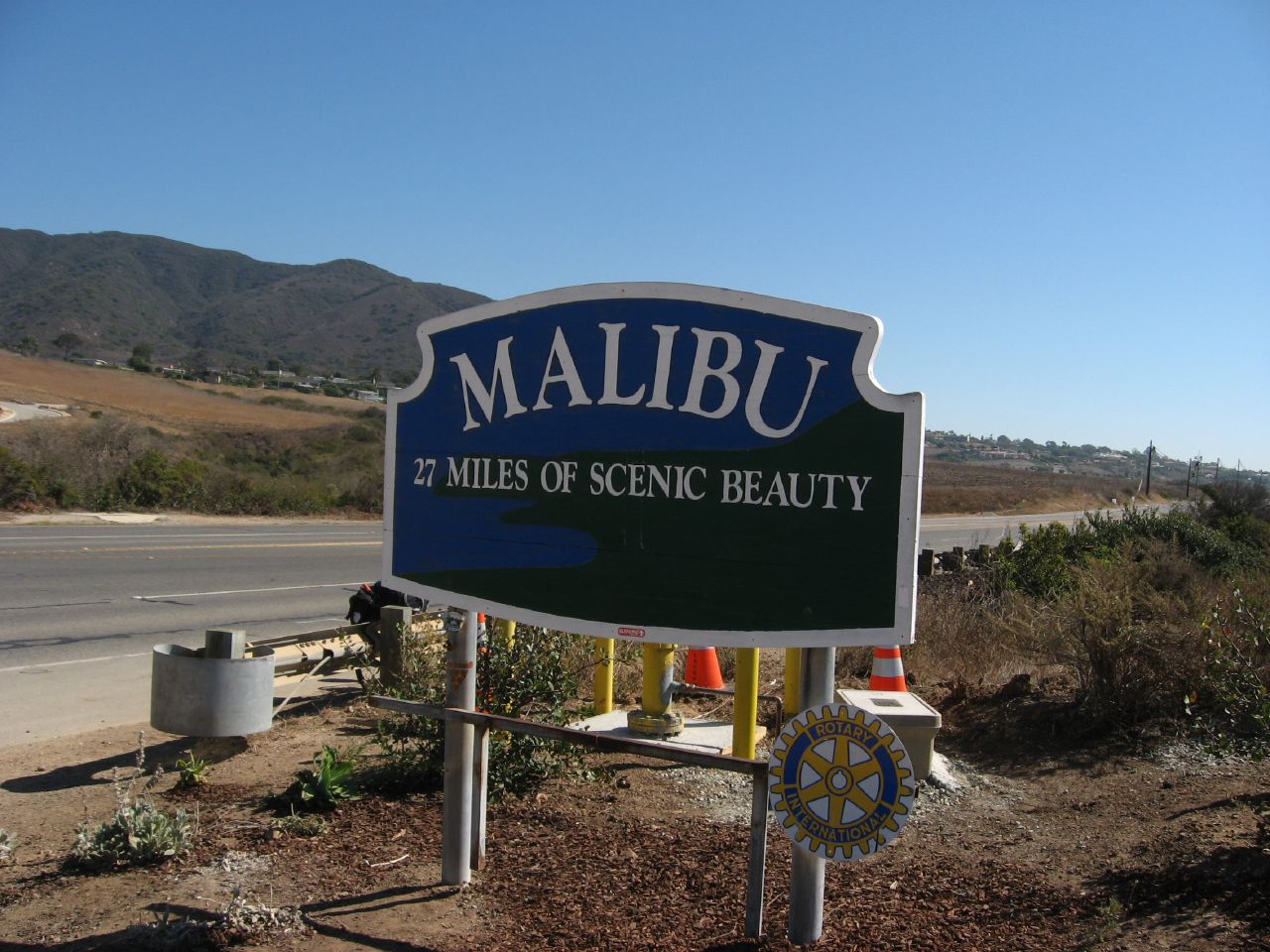 File:Malibu, California, Pacific Coast Highway (3125721622).jpg - Wikimedia  Commons