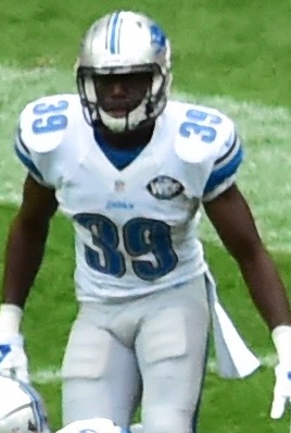 <span class="mw-page-title-main">Mohammed Seisay</span> American football player (born 1990)