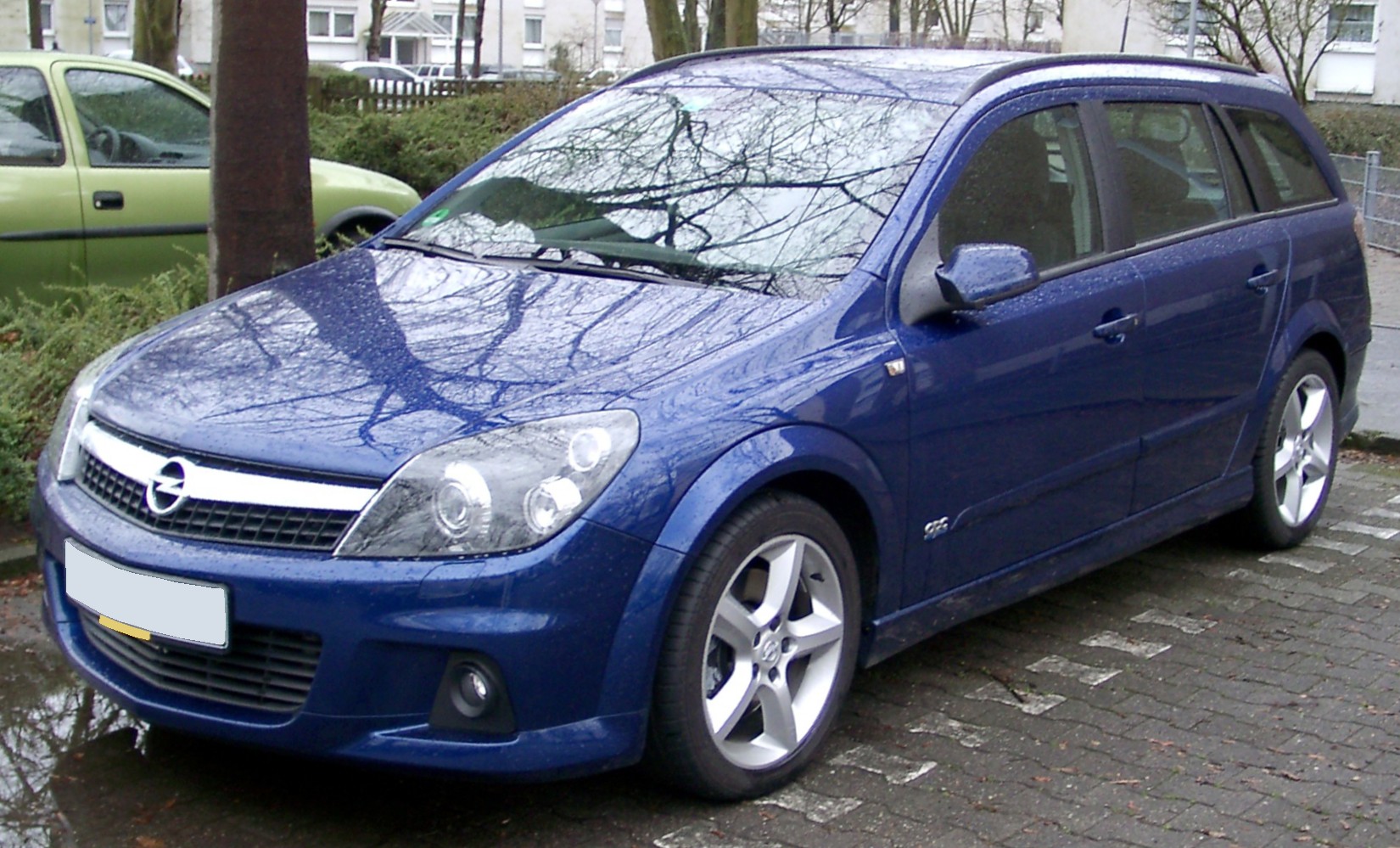File Opel Astra Kombi Front Jpg Wikimedia Commons