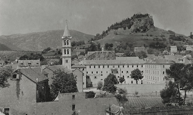 File:Sinj, Croatia, Hrvatska 1940.jpg