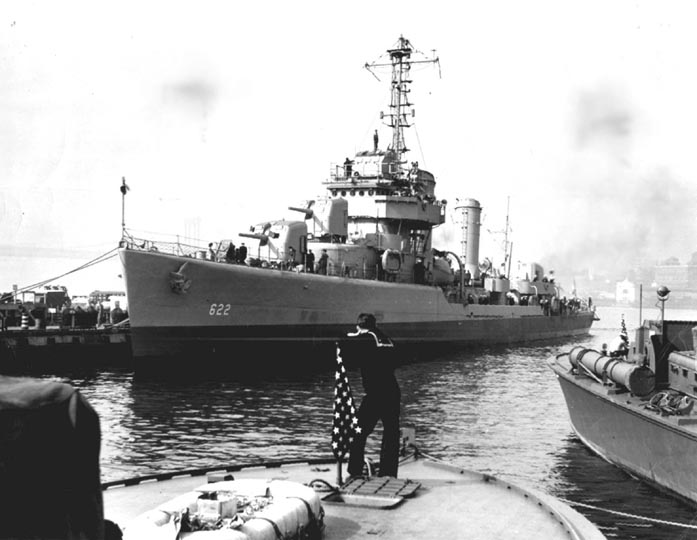 File:USS Maddox (DD-622).jpg