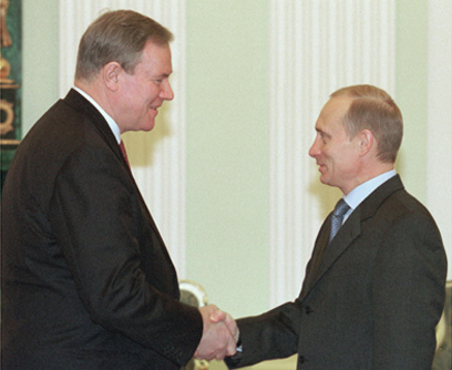 File:Vladimir Putin 24 January 2001-1.jpg