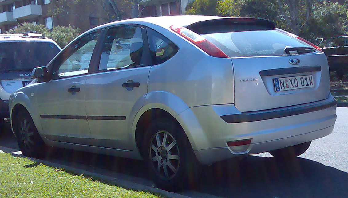 2007 Ford focus ses 4 door hatchback #7