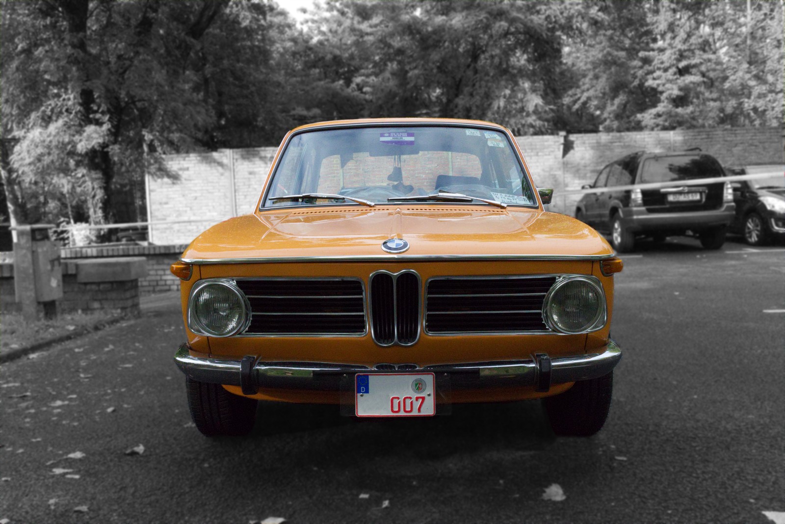 Bmw 2002 orange