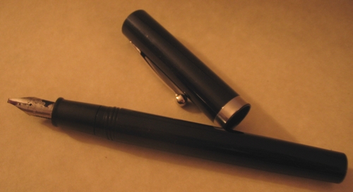 Calligraphy Fountain Pen.jpg