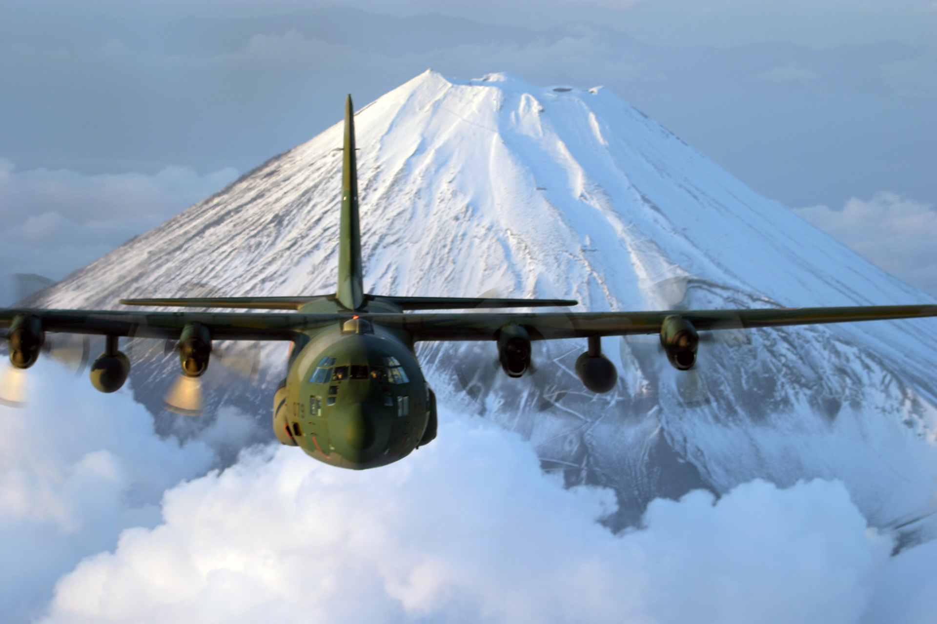 File Jasdf C 130h Hercules 2 Jpg Wikimedia Commons