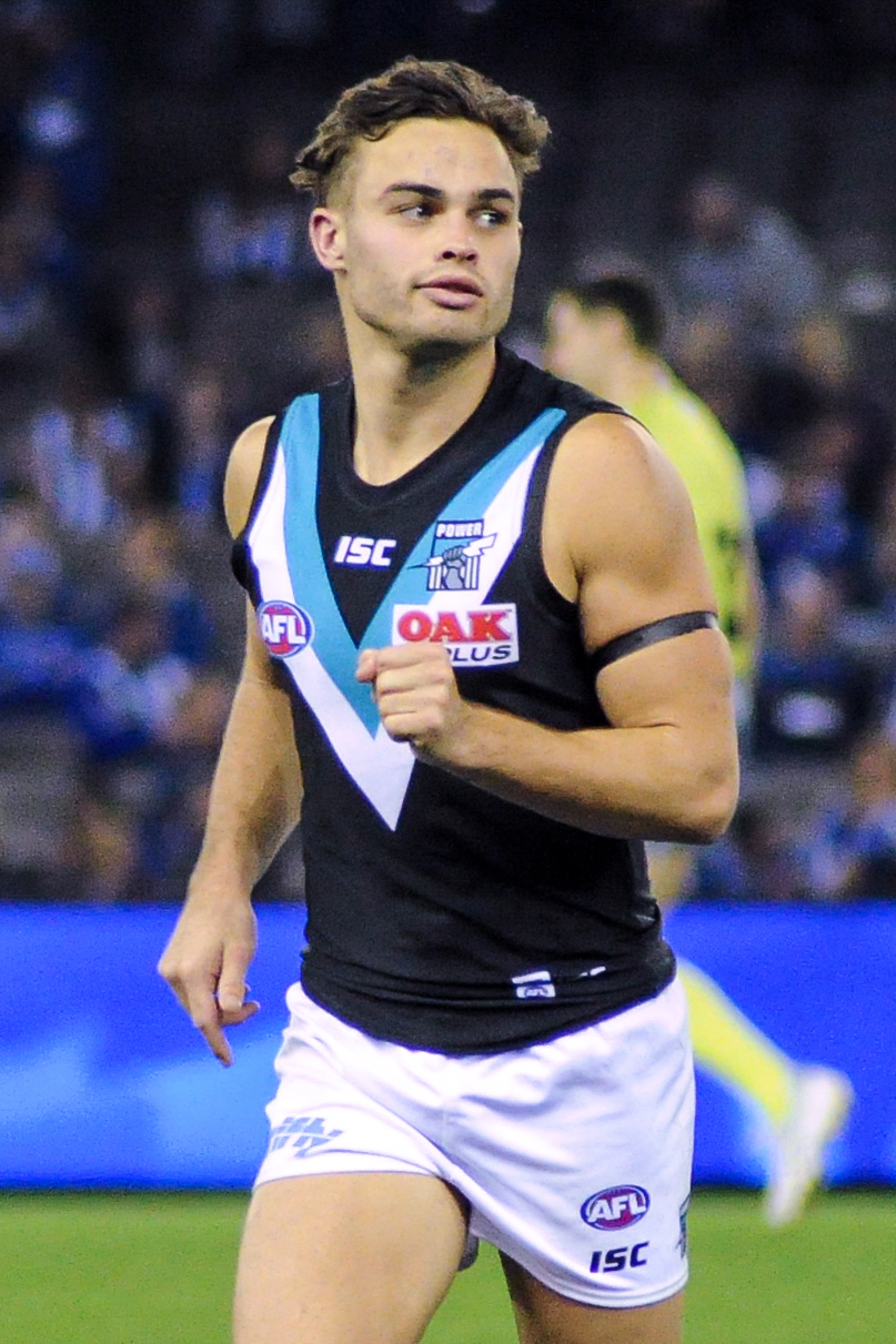 Amon playing for Port Adelaide in 2018