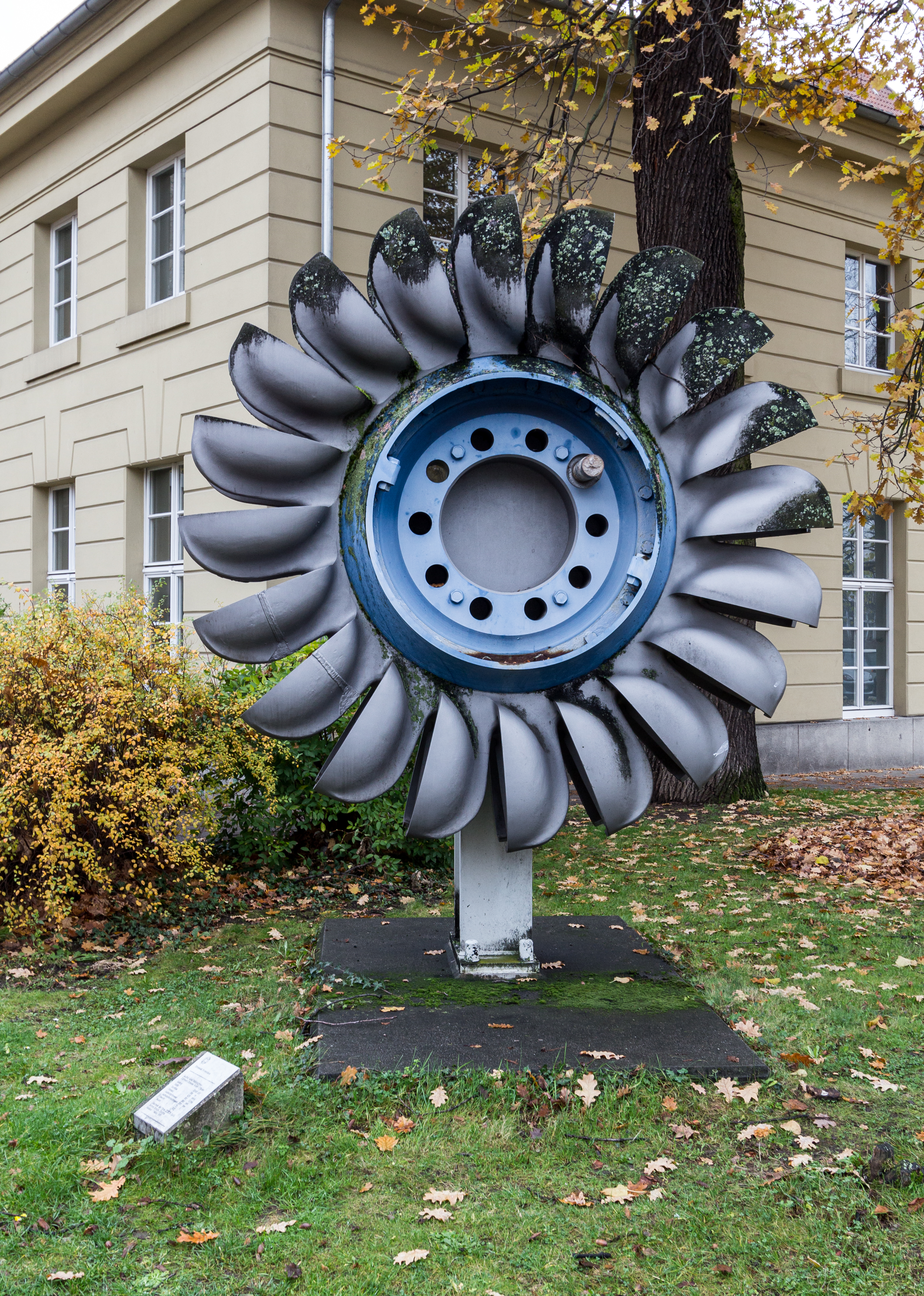 Karlsruhe%2C Laufrad einer Pelton Turbine 2013 5253