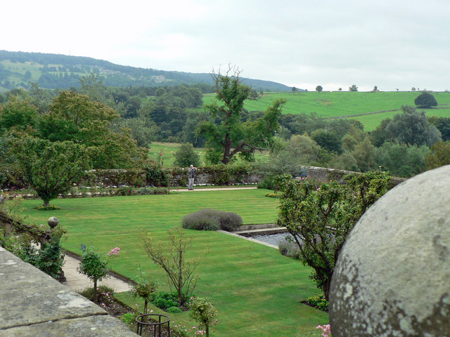 Lawn at Haddon Hall - geograph.org.uk - 1155587