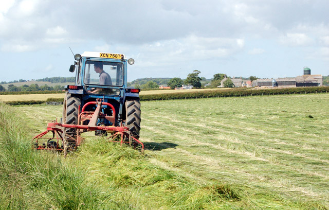 File:Making silage at Lowsteads Farm (3) - geograph.org.uk - 1380892.jpg