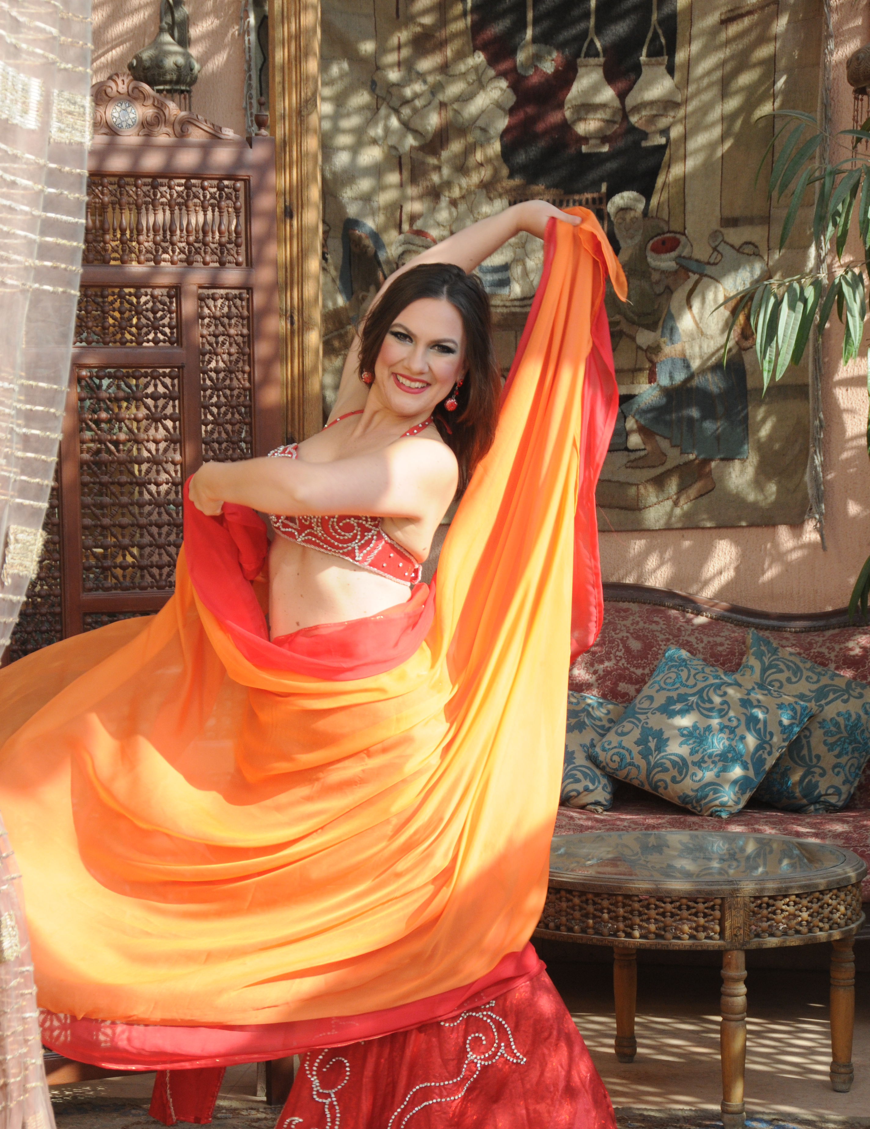 A Brief History of the Belly Dance Costume