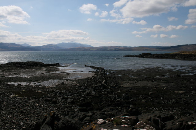 File:Remains of fish trap, Bagh Caisteal - geograph.org.uk - 785015.jpg