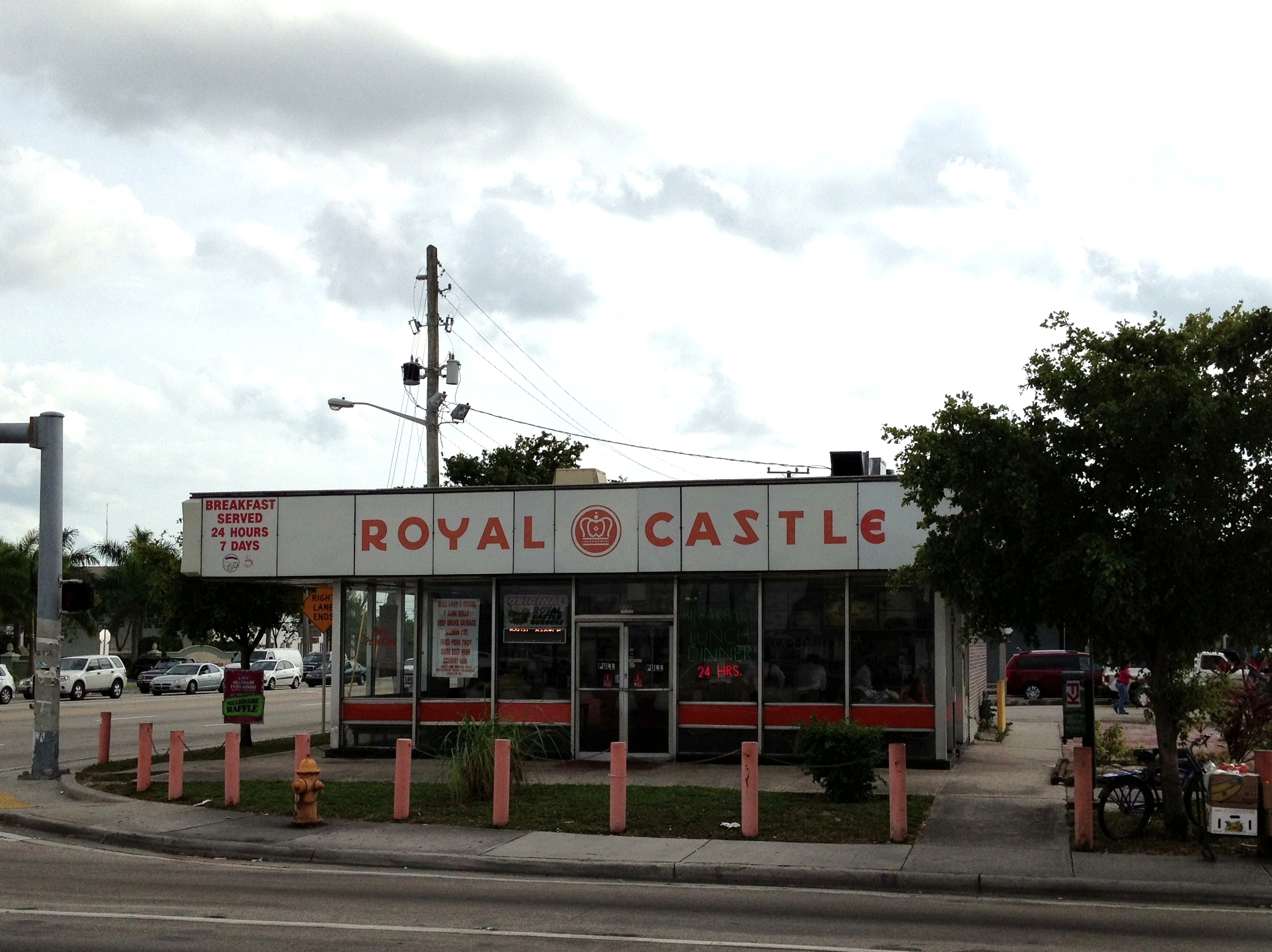 Royal Castle (restaurant chain) - Wikipedia