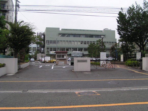 File:Sakaekuinyokohamashi.jpg