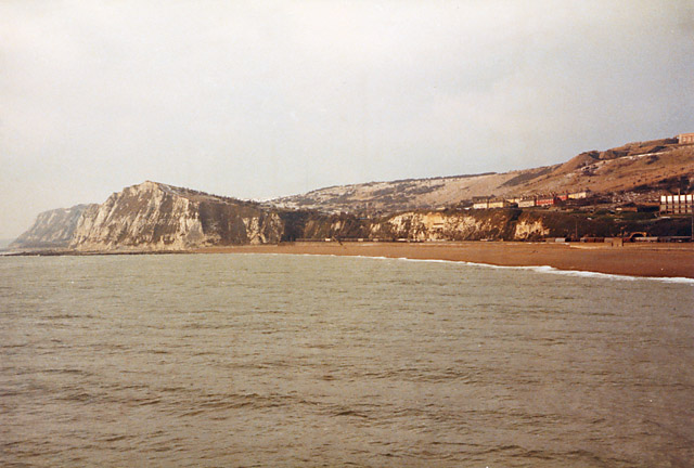 File:Shakespeare cliff and Aycliff, Dover - geograph.org.uk - 308573.jpg