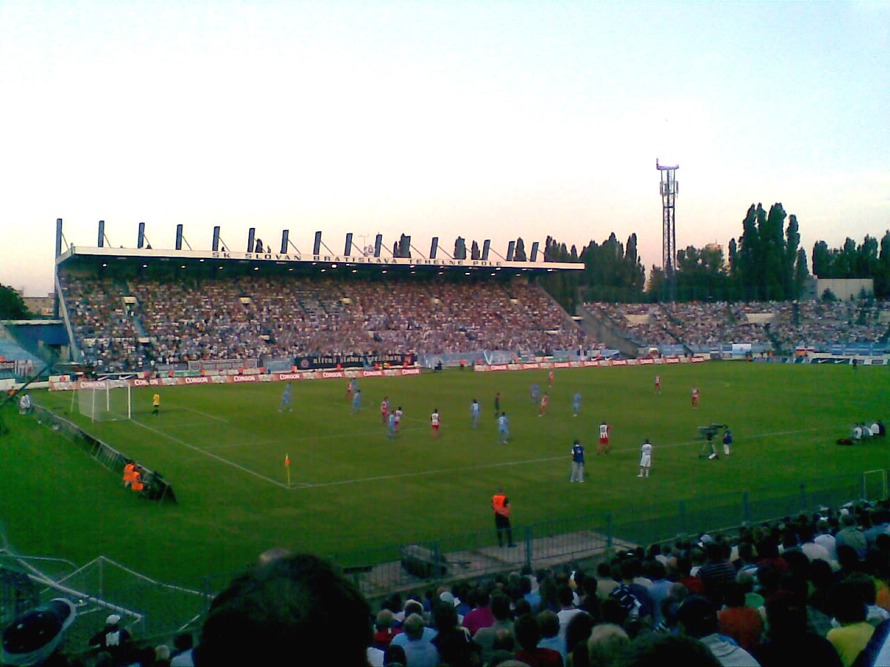 Stadion Tehelne Pole Wikipedia