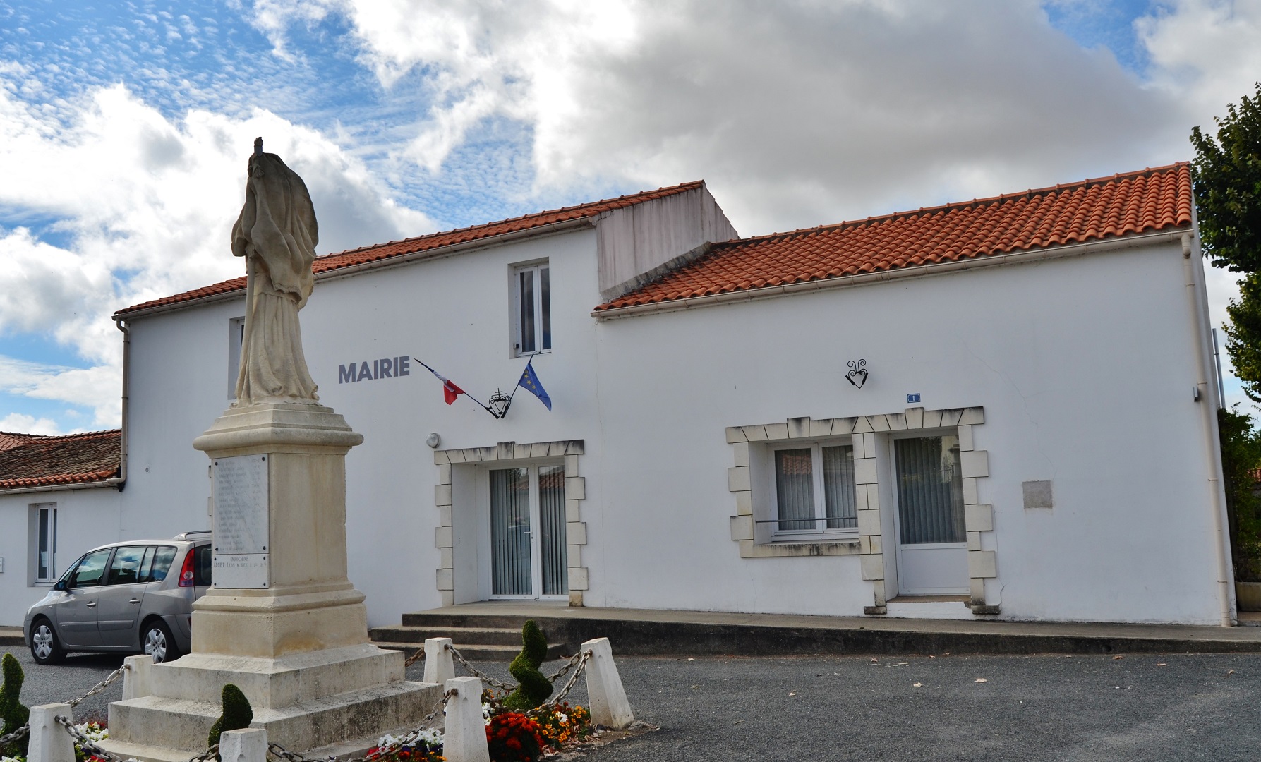 Sainte-radégonde-des-noyers