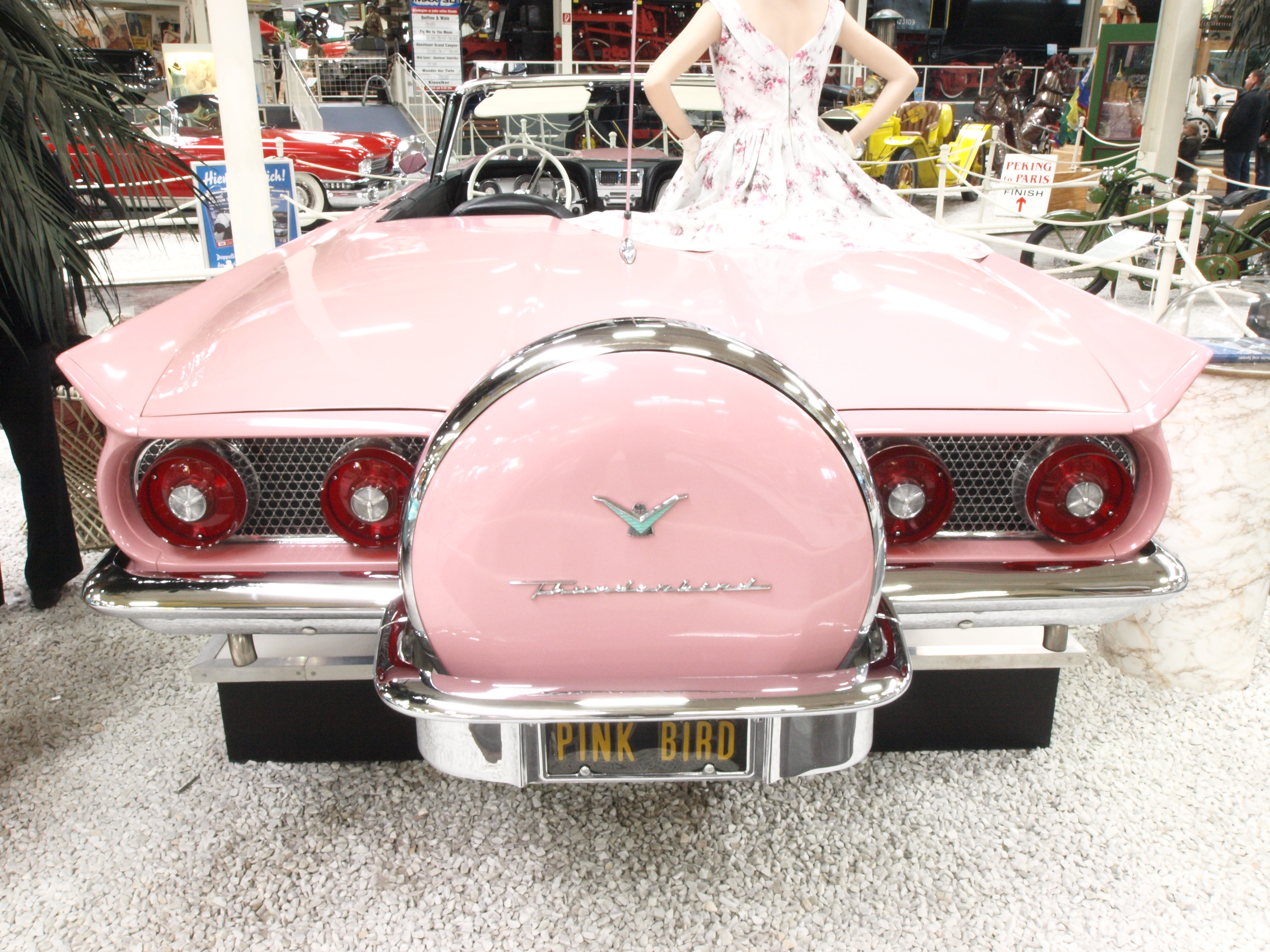 Ford Thunderbird Pink