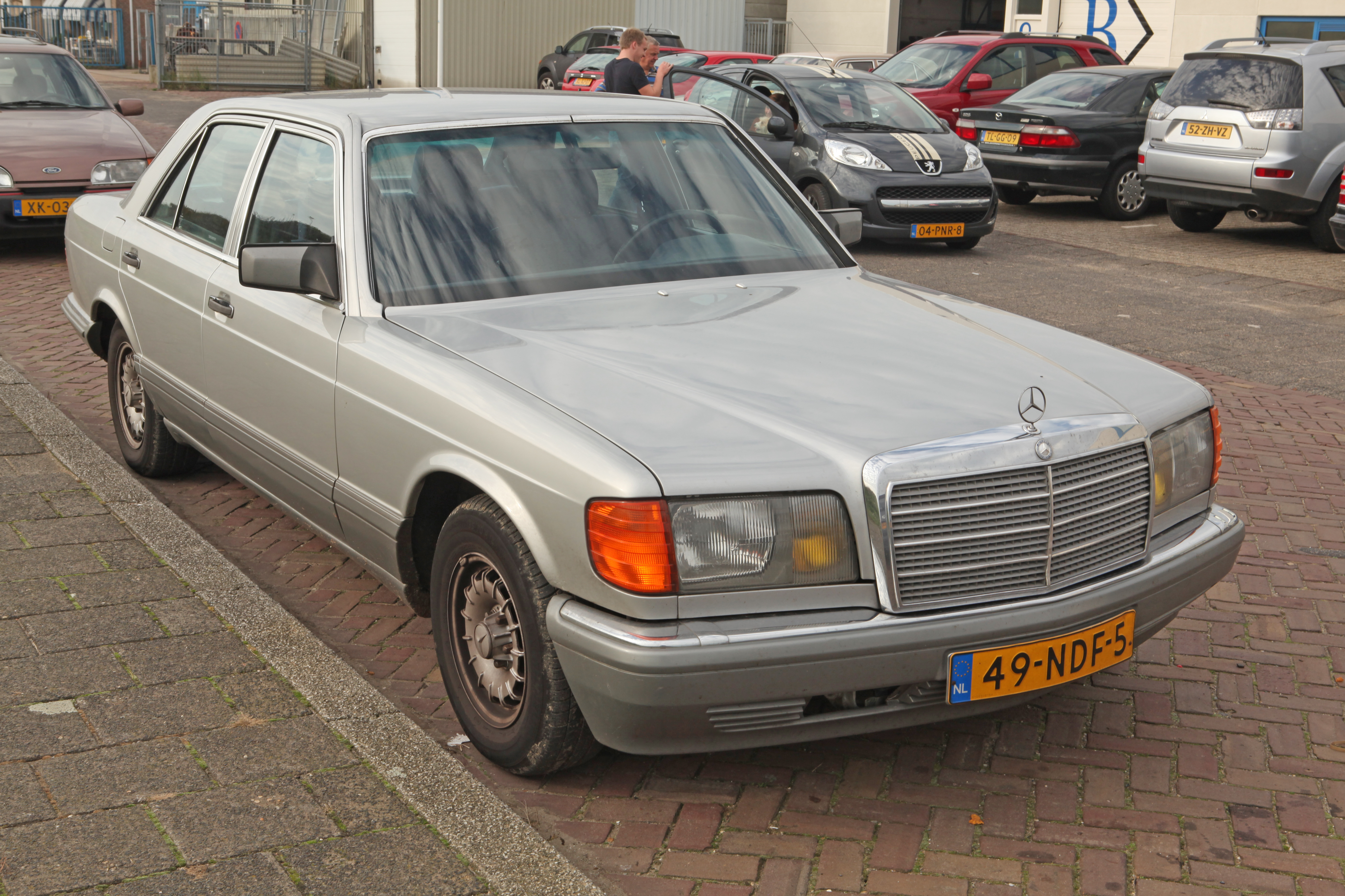 Mercedes-Benz w126