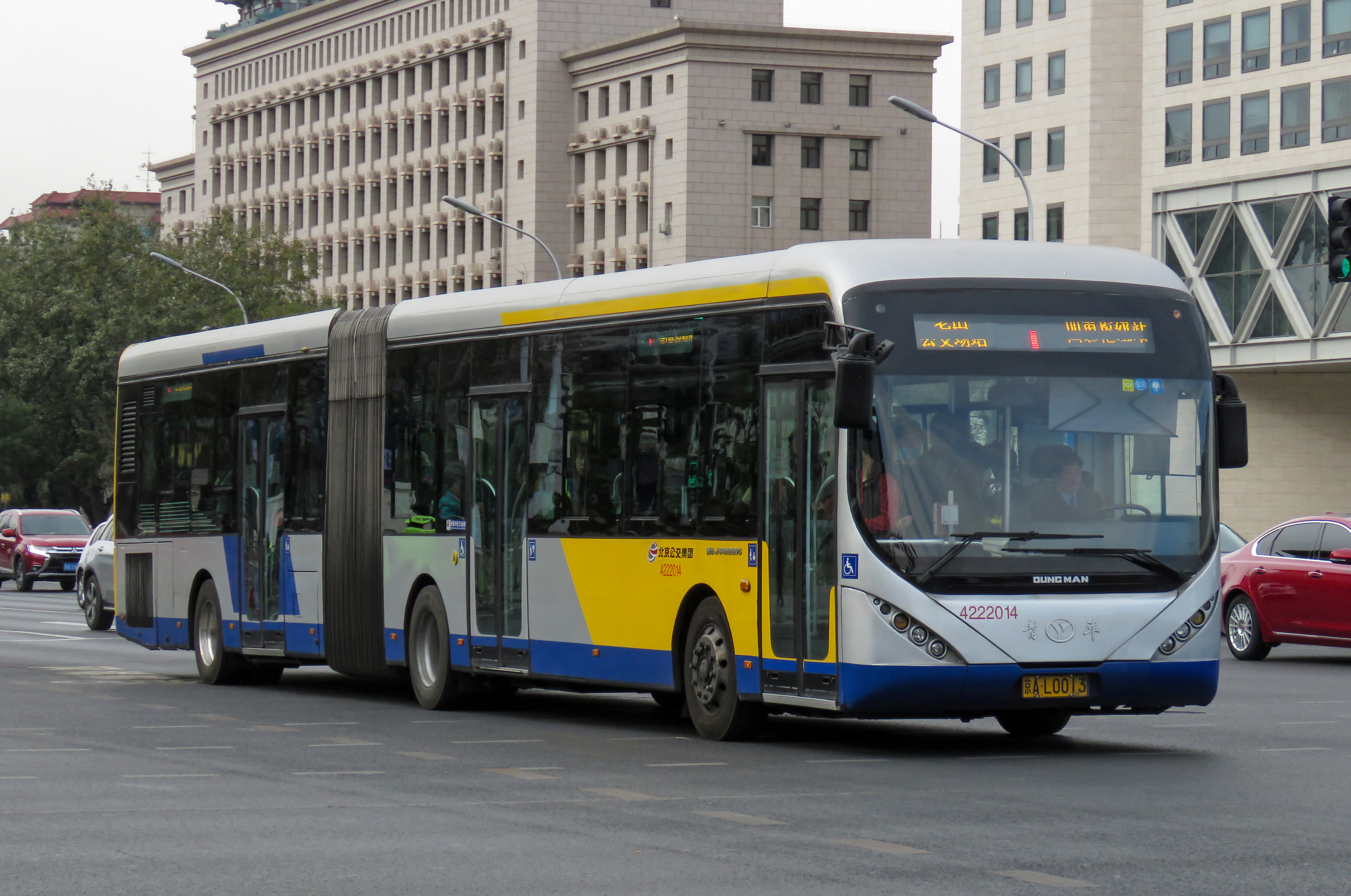 Автобус 0 24. Автобус 0. Youngman Bus jnp6250g – uzunligi 25 metr.