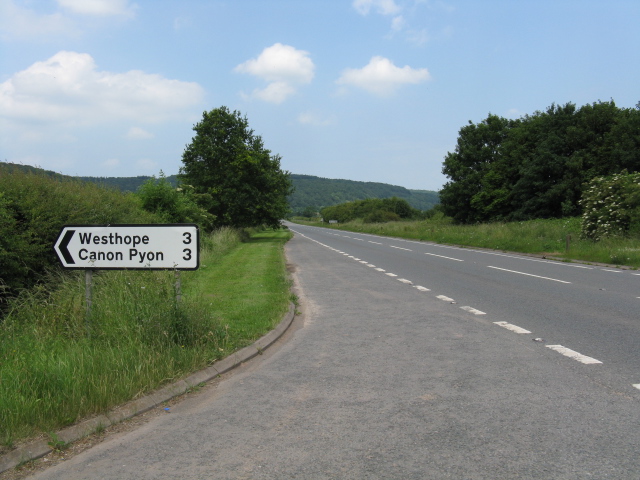 File:A49, Looking North - geograph.org.uk - 1377133.jpg