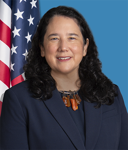 File:Administrator Isabel Guzman.png