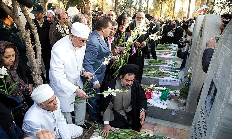 File:Armenian victims of Iran-Iraq war graves in Tehran 139411152117126237041854.jpg