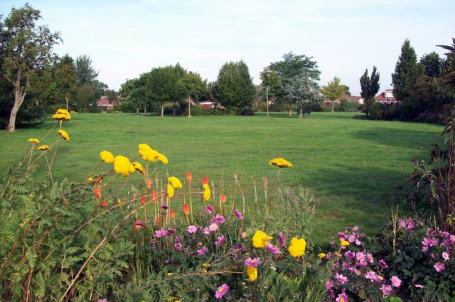 File:Blackbrook Park - geograph.org.uk - 1452494.jpg