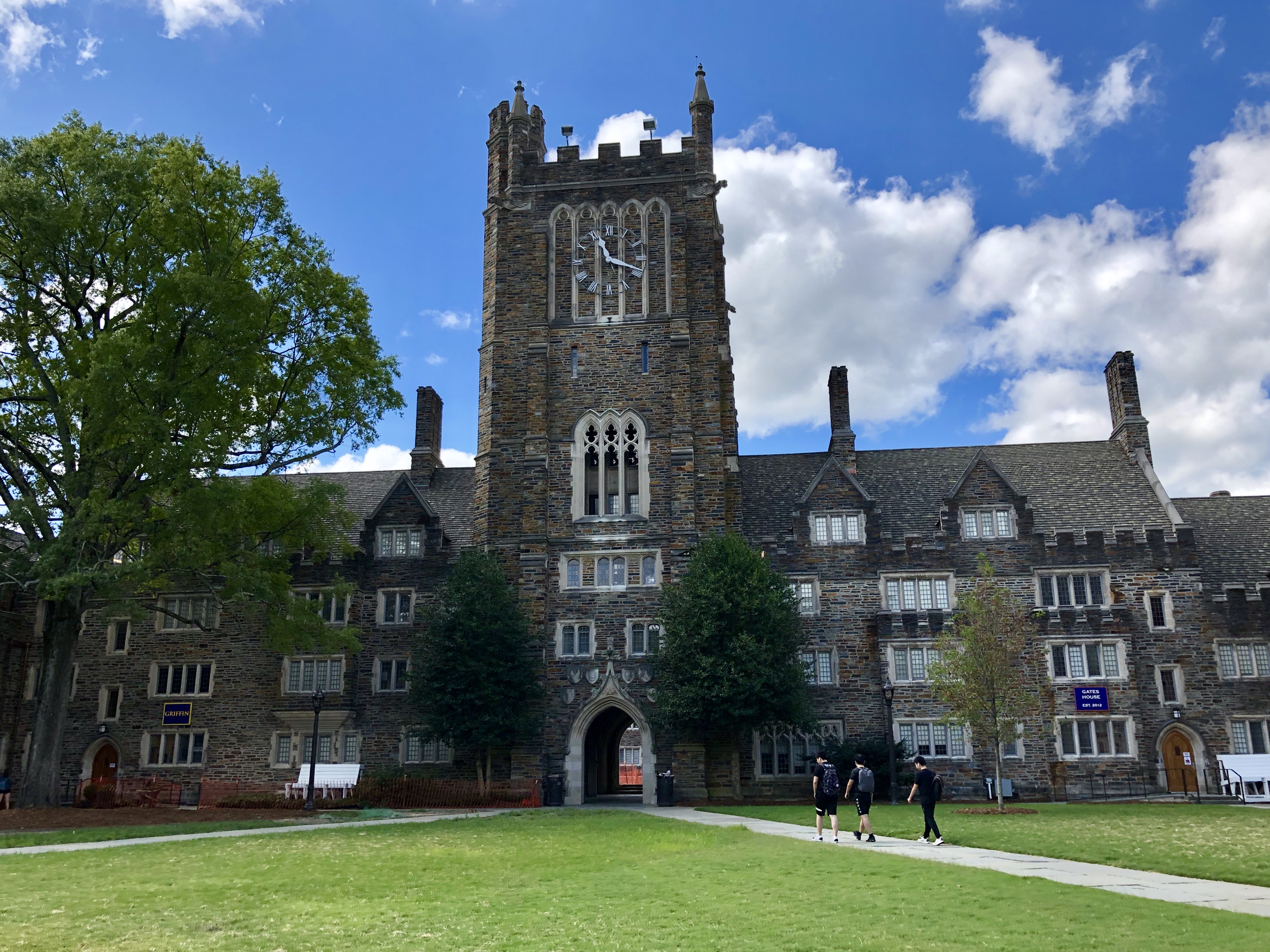 Students of durham university are. Даремский университет.