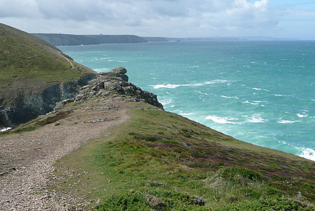 Coastline beyond Chapel Porth - geograph.org.uk - 2569277