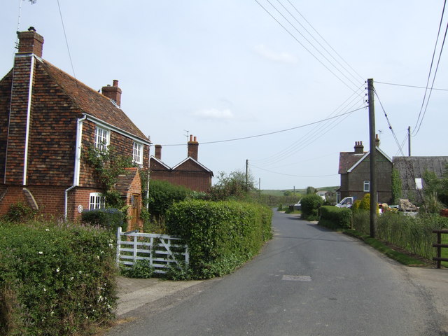 File:Dargate - geograph.org.uk - 413318.jpg