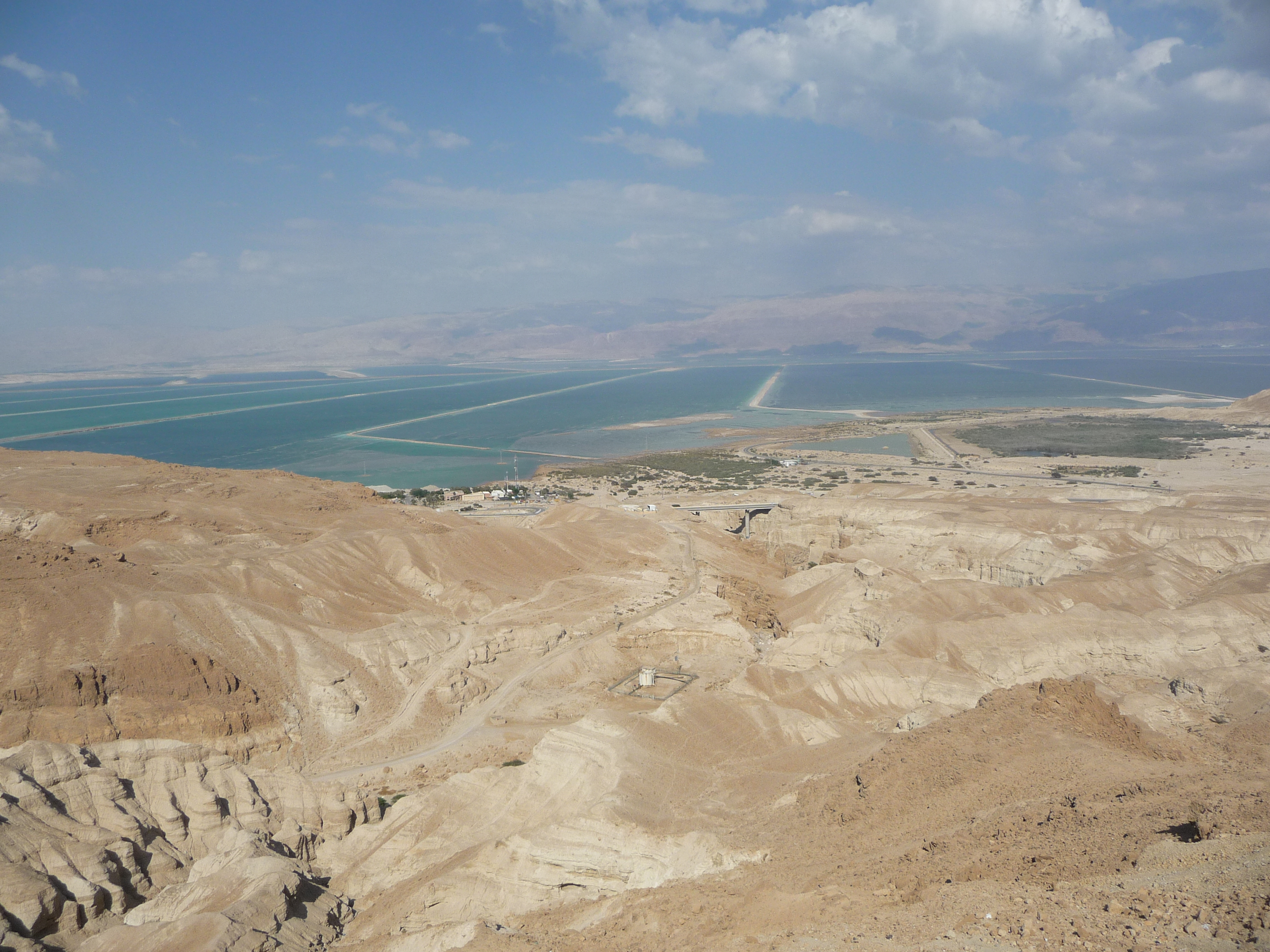 Мертвое море самая низкая. Мертвое море 2022. Мертвое море Аравийский полуостров. Мёртвое море Гхор.