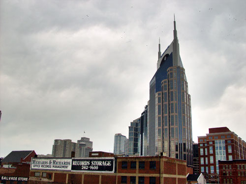 File:Downtown nashville tn view near plaski bridge 101405.jpg