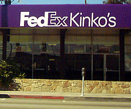 File:FedEx-Kinkos.jpg