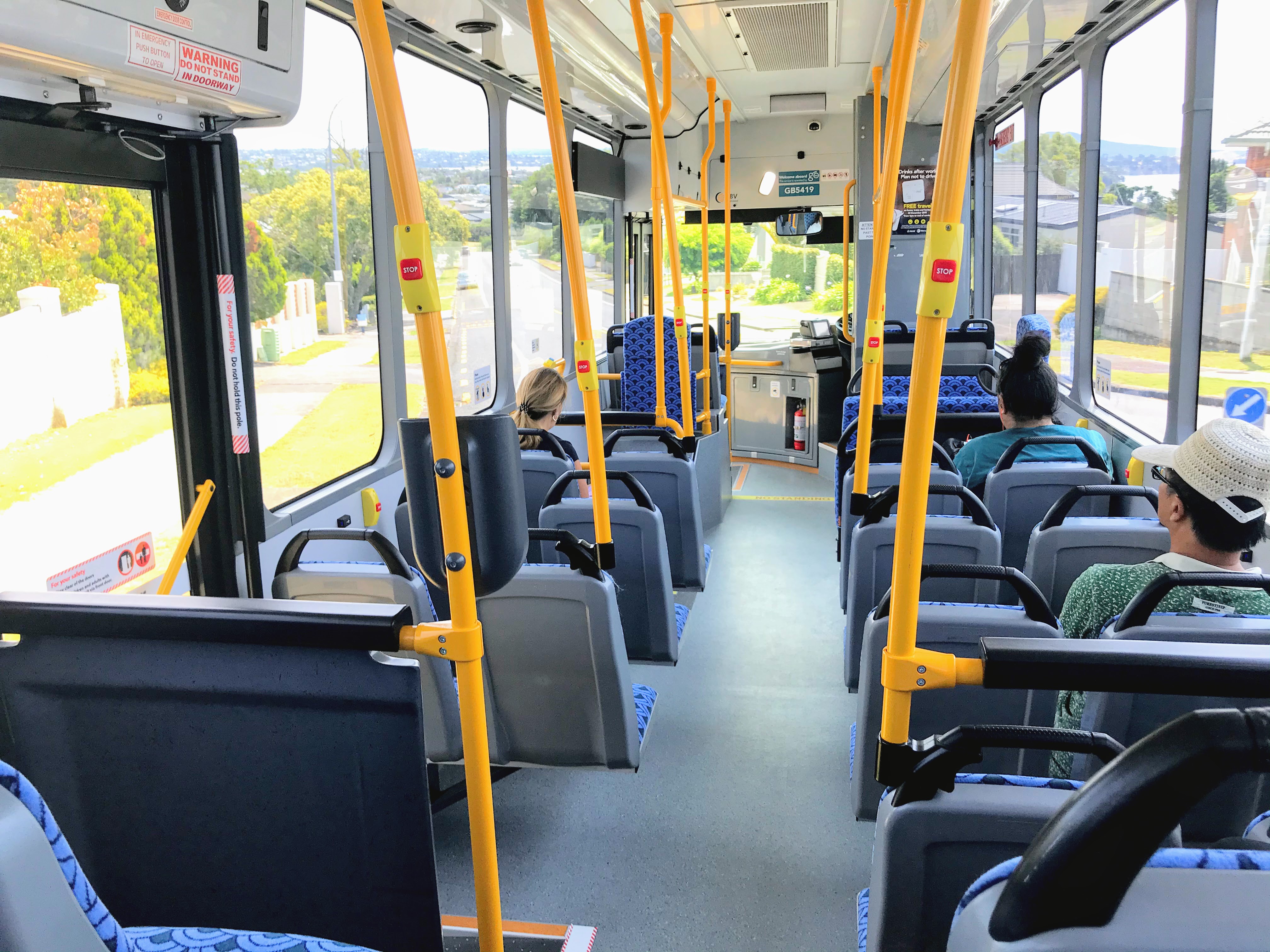 Гоу автобус. Buses in Auckland.